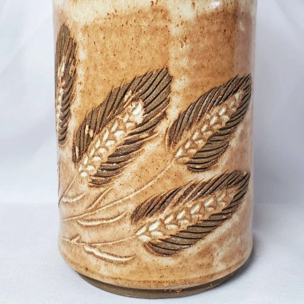 Stoneware Wheat Country Motif Vase/Beech Holder Artisan Studio Art 5.5